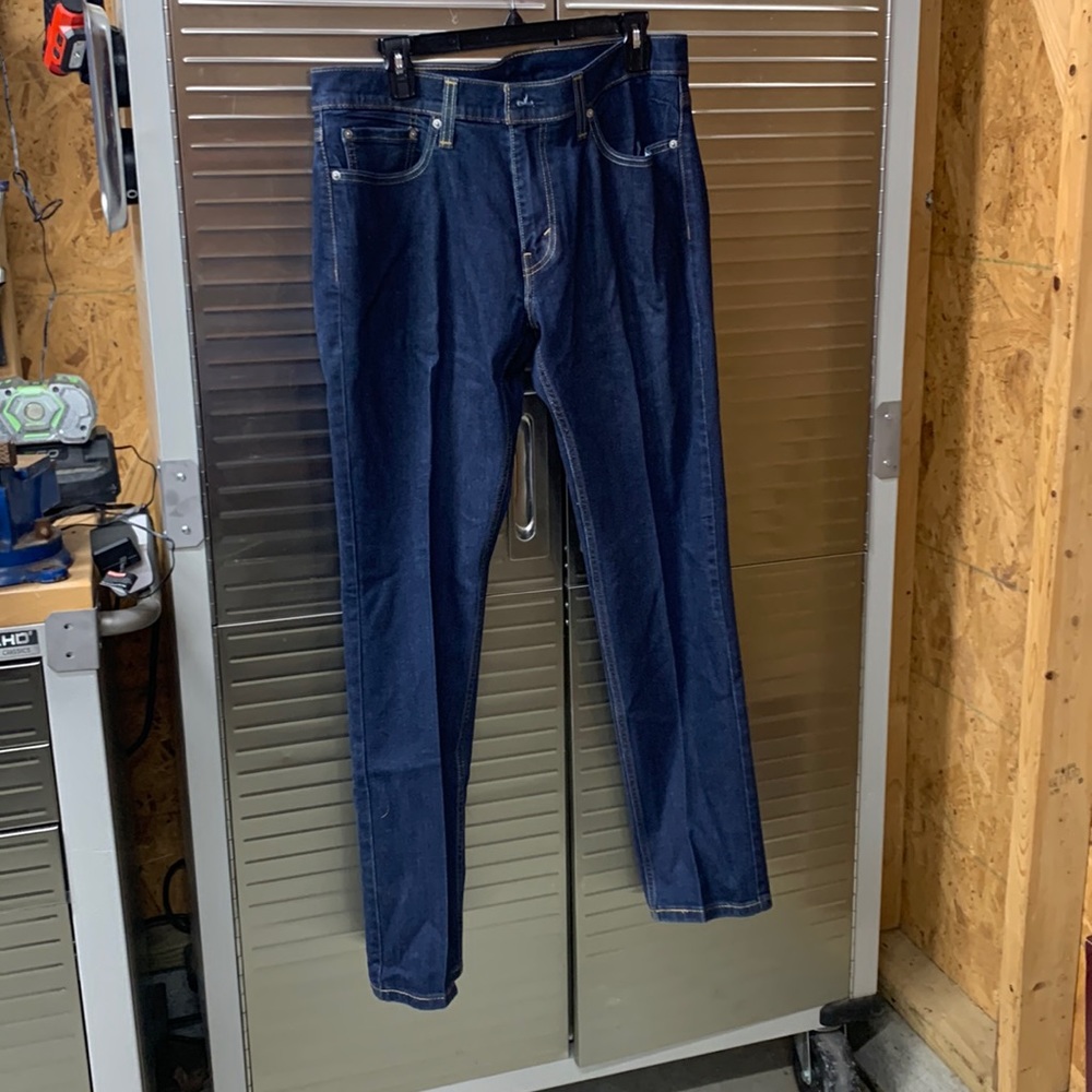LEVI’S. 511. Men’s jeans. 33/32. Blue denim.